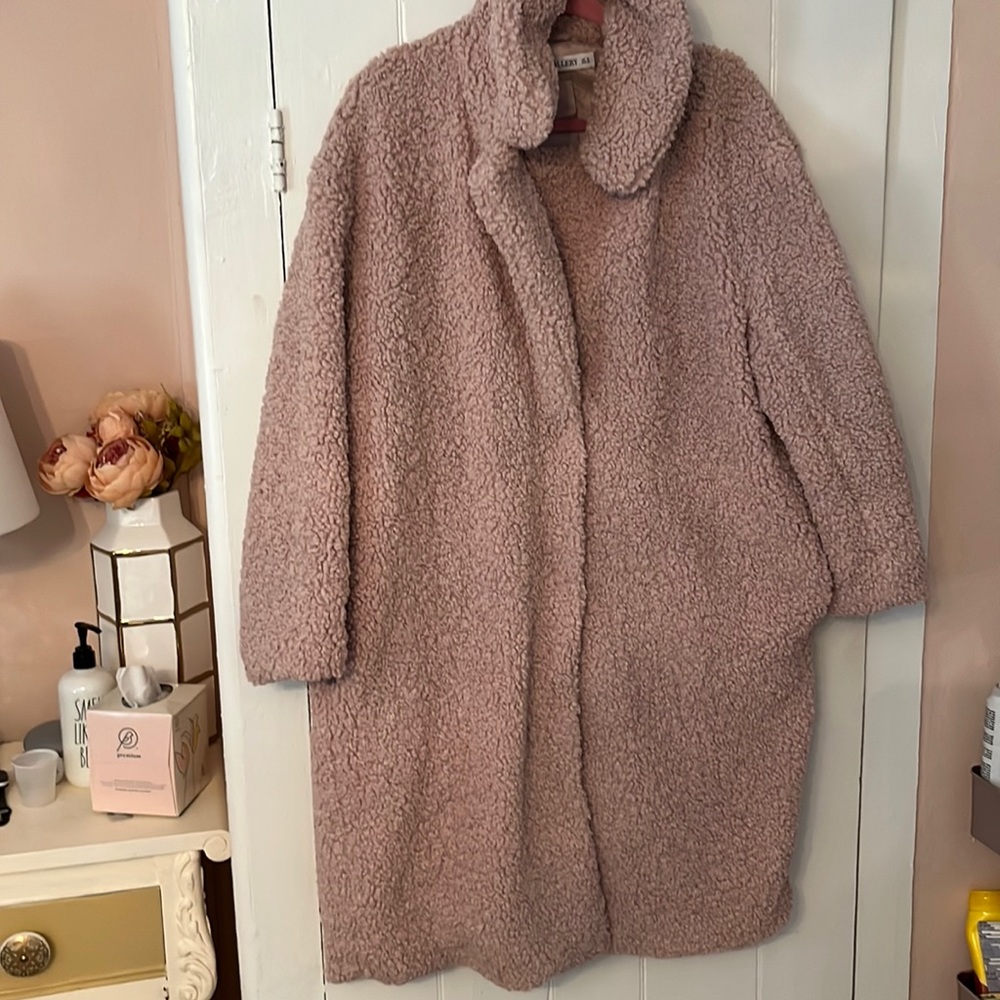 Pink Teddy Bear Coat EUC size 44 (European)